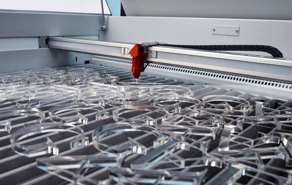 CO2 laser acrylic cut in bundle